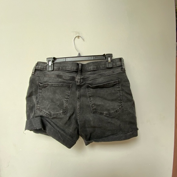 Gap Denim Shorts (Black) - Picture 3 of 6